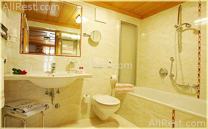 Hotel Tyrol 14